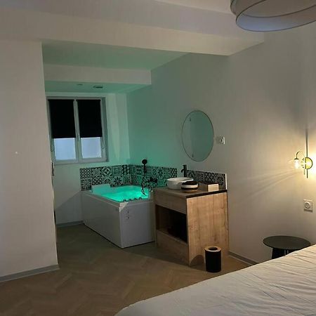 Appartement Spa 2 Pers-Couteliers-Centre Ville Moulins  Exteriör bild